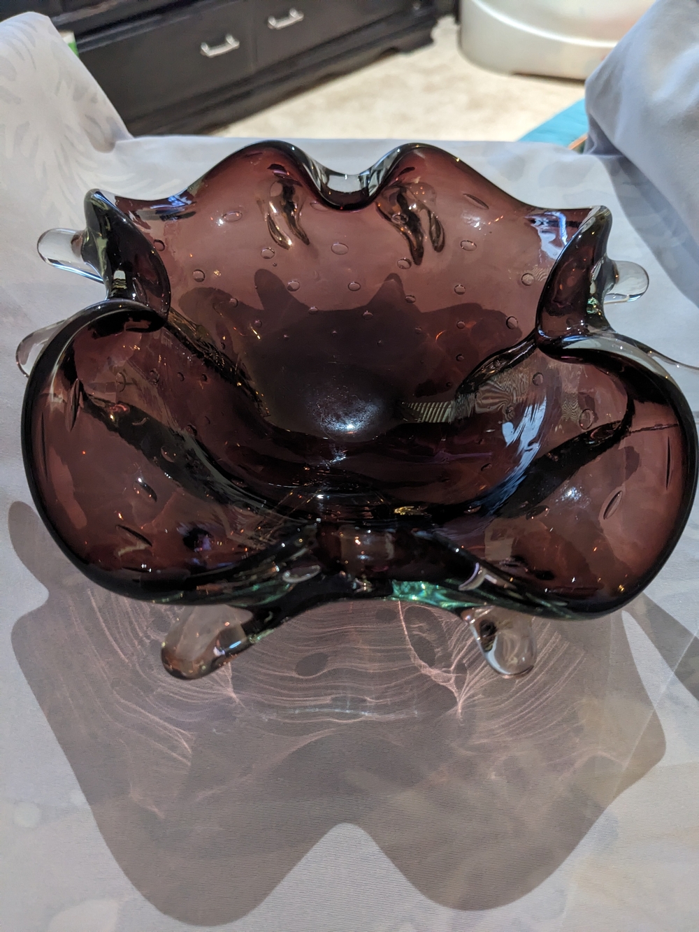 Mid-century Murano amethyst bullicante glass bowl with applied feet